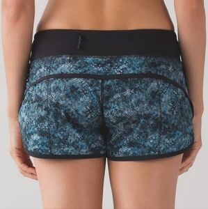 Lululemon‎ Run Speed Short Snake Print Blue Black Low Rise
